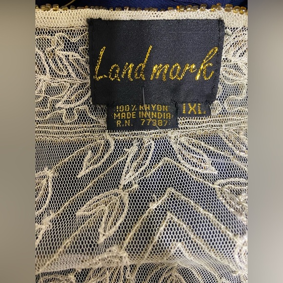 NWT Landmark Gold and Cream Embroidered Women's Jacket size 1XL - Picture 4 of 4
